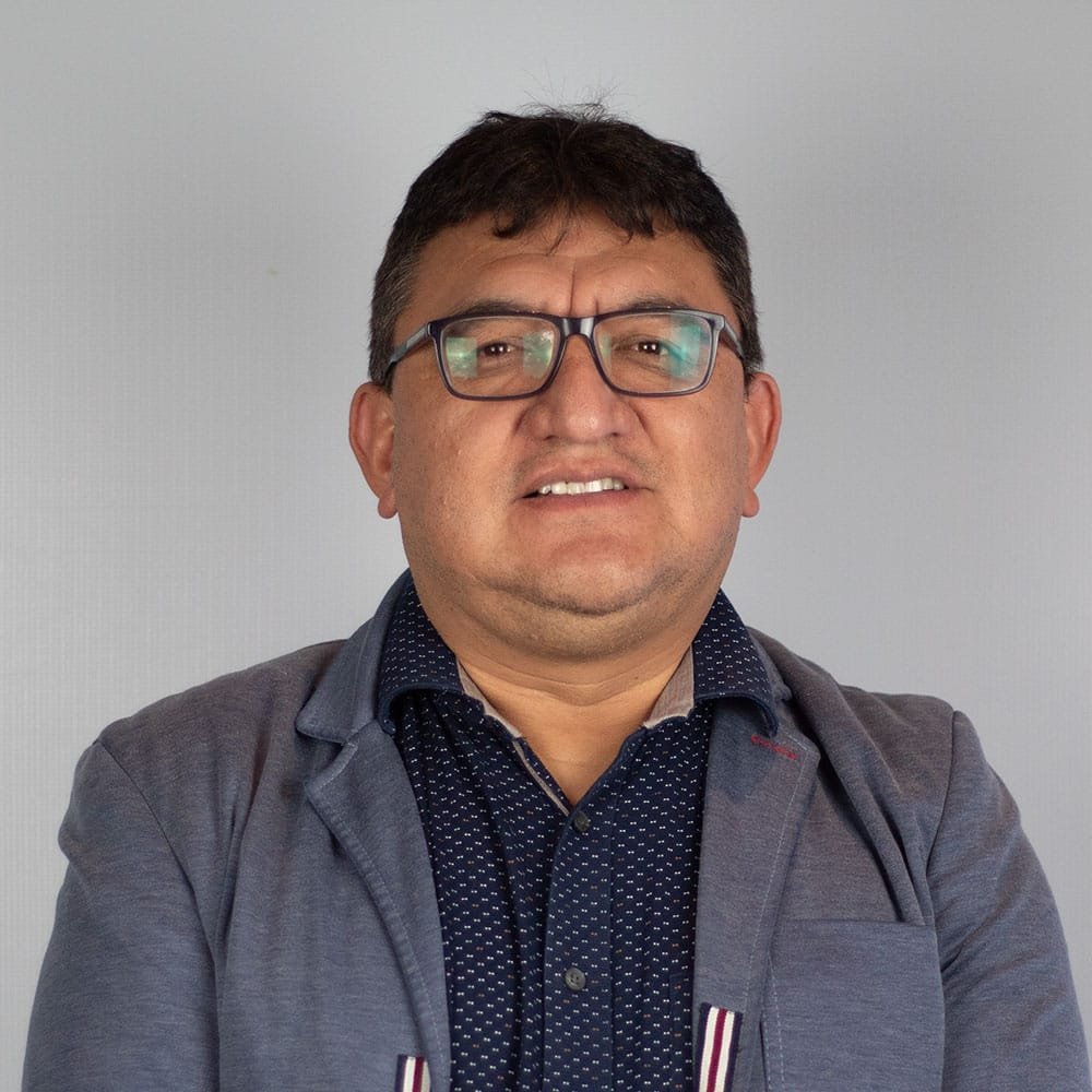 Dr. Carlos Valdemar Cottom Gómez