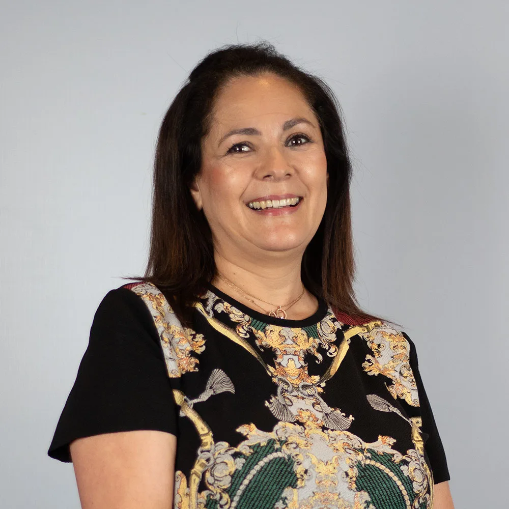 Dra. Celia Elubia Albizures Castro de Batrés