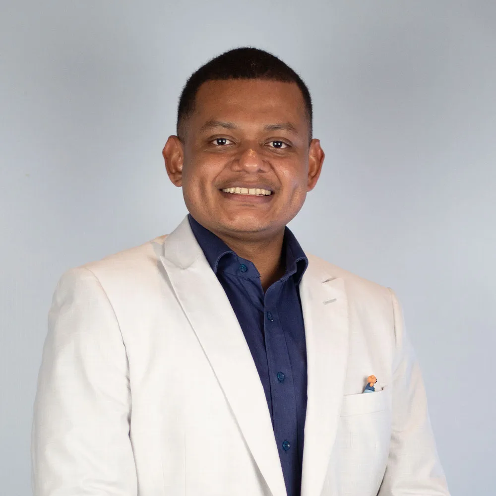 Dr. Richard Michael Hall Rodríguez